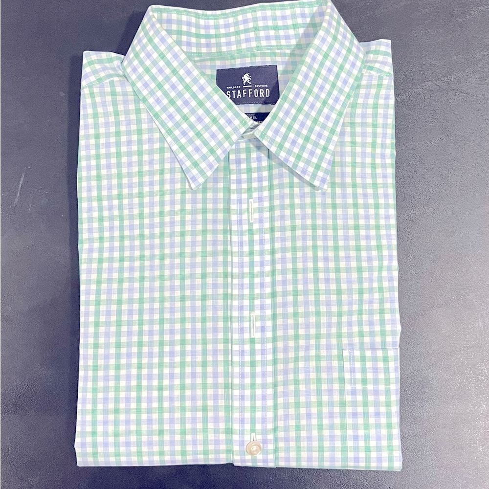 NWOT Men’s Plaid Button Down Dress Shirt - 17/32/33